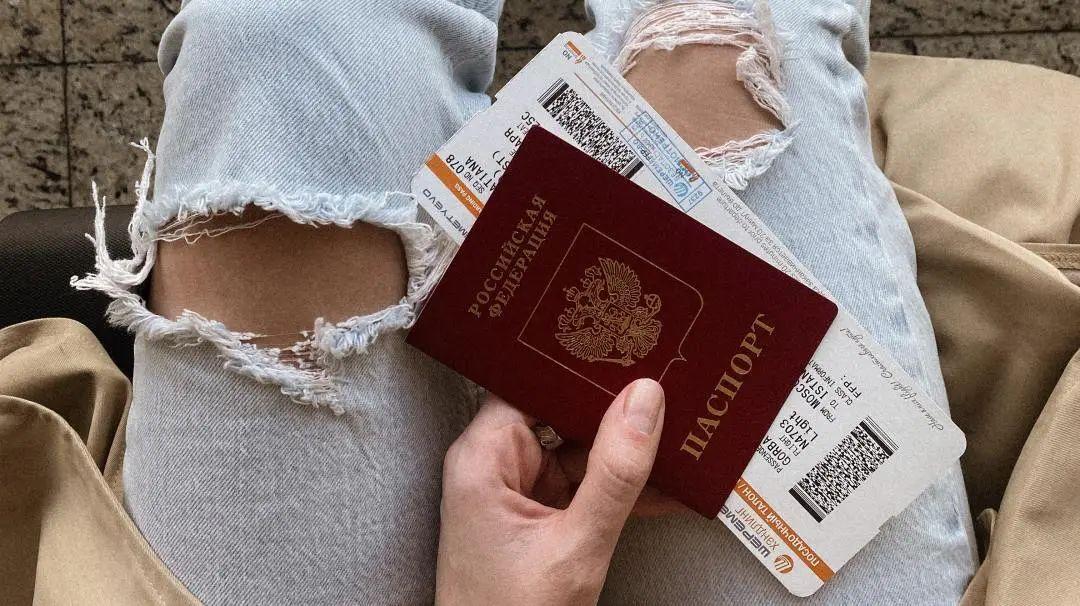 中国学生出国留学怎么办理护照，一文了解留学护照申请的详细流程