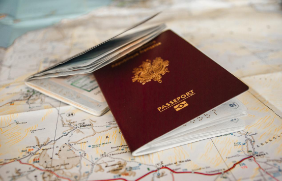 出国留学需要带的材料物品有哪些，留学生必备的行李清单详细版2022